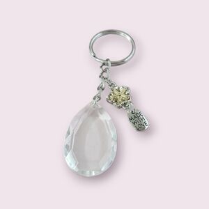 Clear Crystal Keychain | Handcrafted by me | with new and preloved …